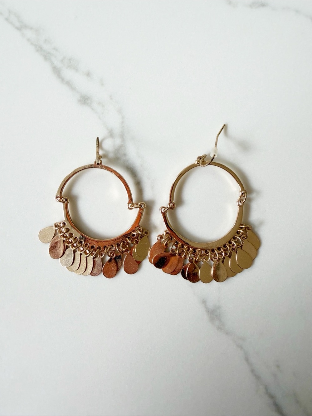 Market & Spruce gold earrings Stitchfix - Picture 2 of 3